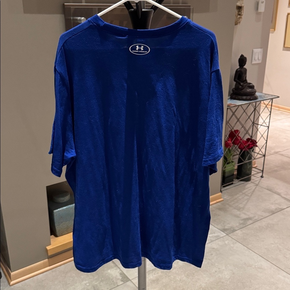 Under Armour Men's Vibrant Blue Tee with Silver Logo XXL - Picture 5 of 5